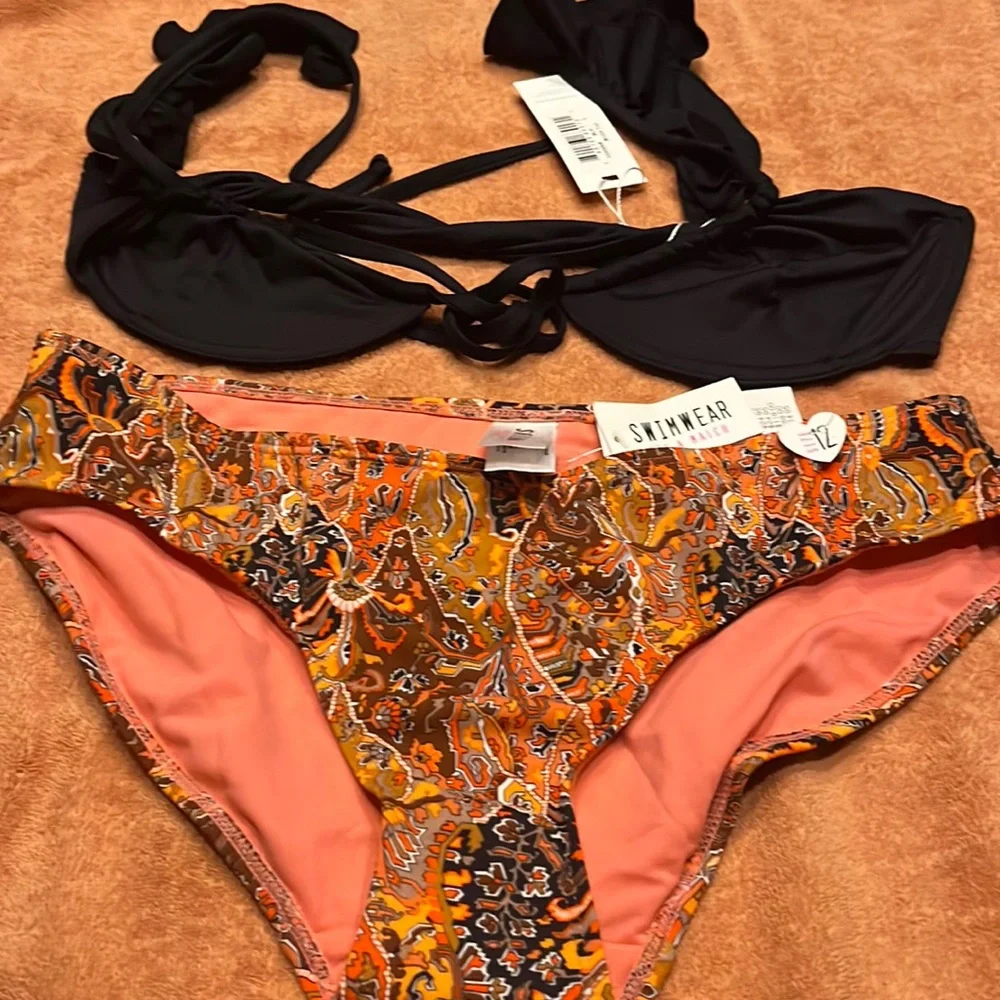 Frankie’s Bikini